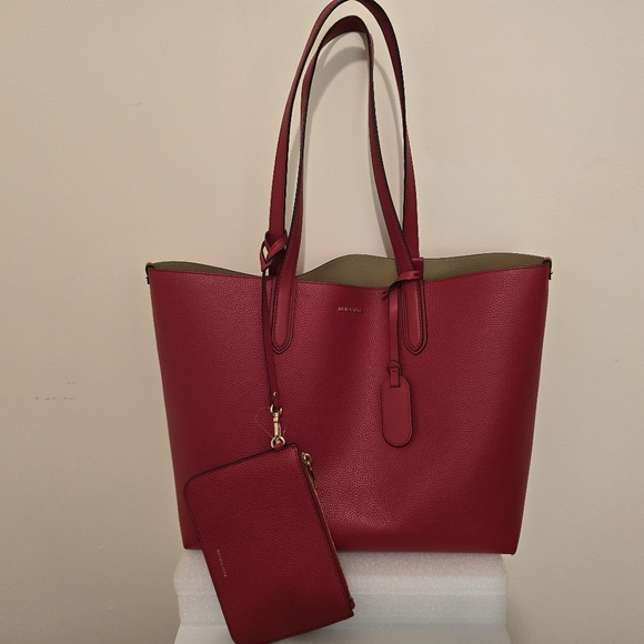 NWOT Michael Kors Reversible Tote Bag With Separate Zipper Pouch Red - Picture 3 of 5